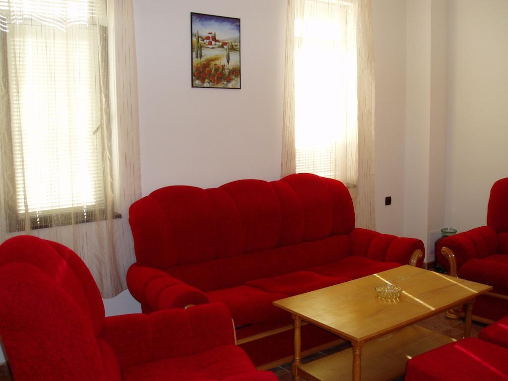 Villa Prolet General-Kantardzhievo Kamer foto